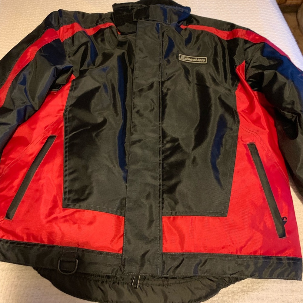 Jacket red and black